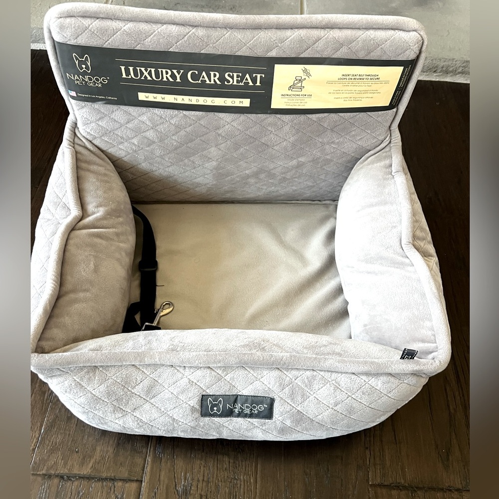 Nandog Luxury Car Seat for Small Dogs